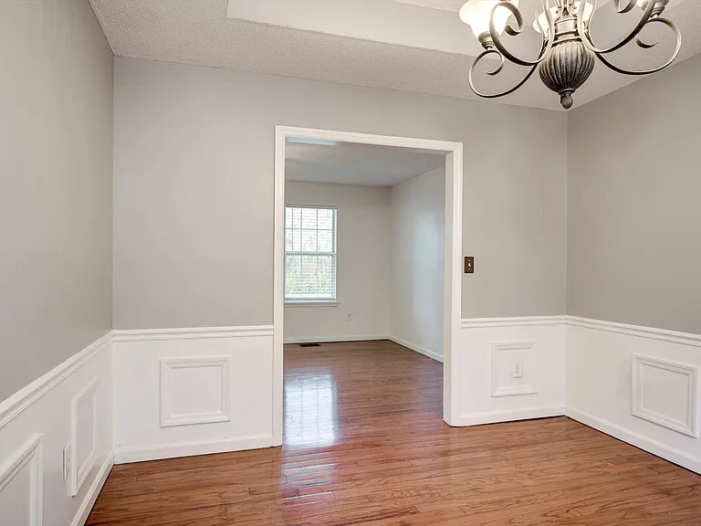 2508 Sand Ridge Ct — Photo 10