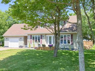 9 Nottingham Ave, Charlottetown, PE C1A 8T4