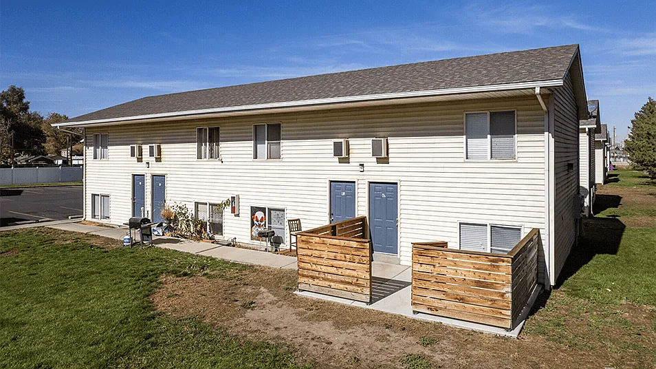 Sunlight Townhomes — Photo 1