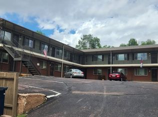 3428 W Pikes Peak Ave APT 6, Colorado Springs, CO 80904