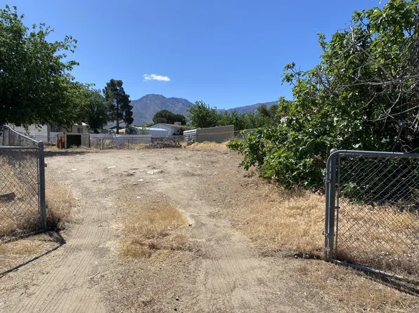 9408 Apache Dr, Weldon, CA 93283