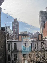 Rented by Peter Ashe