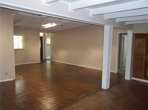 5th image of 1112 La Fontaine Ave