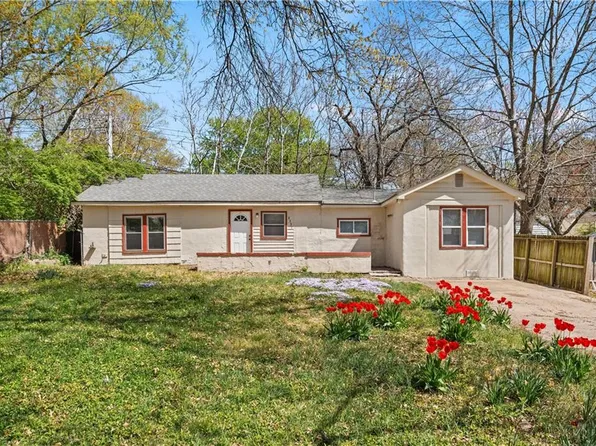 8231 Main St, Kansas City, MO 64114