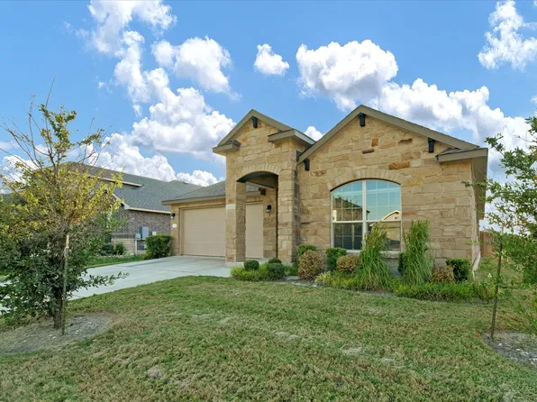 1900 Mexia Dr, Round Rock, TX 78664