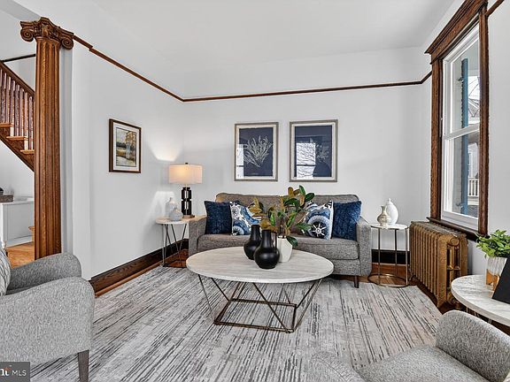 5th image of 2322 37th St NW