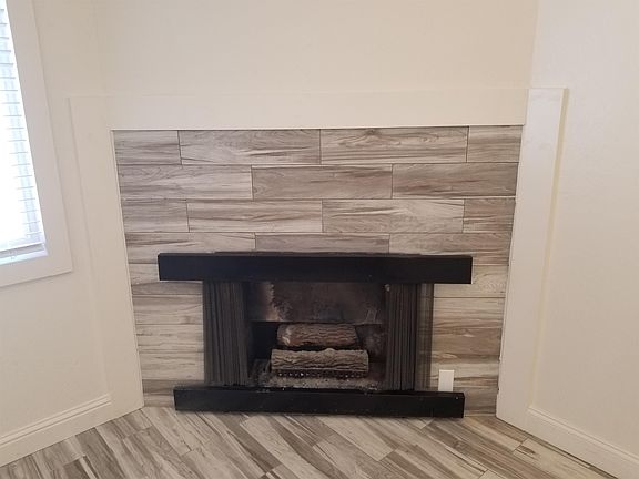 3rd image of 1716 H St APT 6