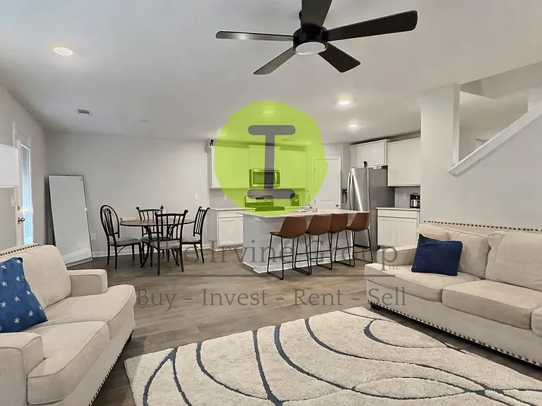 7700 Shaddix St — Photo 3