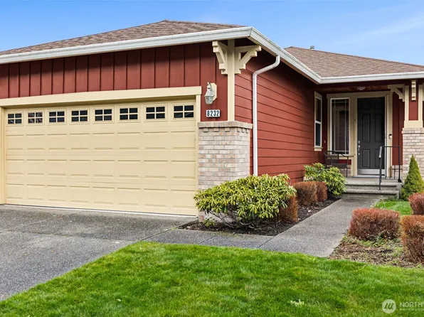 8232 Bainbridge Loop NE, Lacey, WA 98516