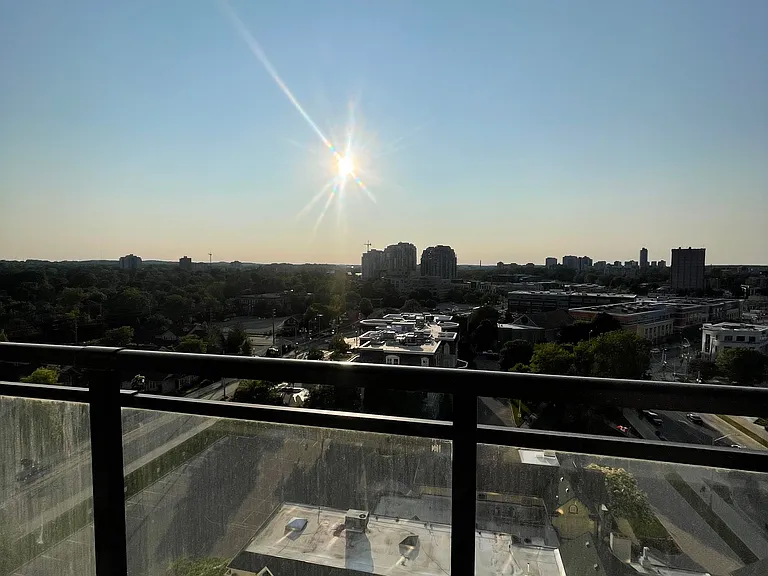 181 King St S #1009 — Photo 18