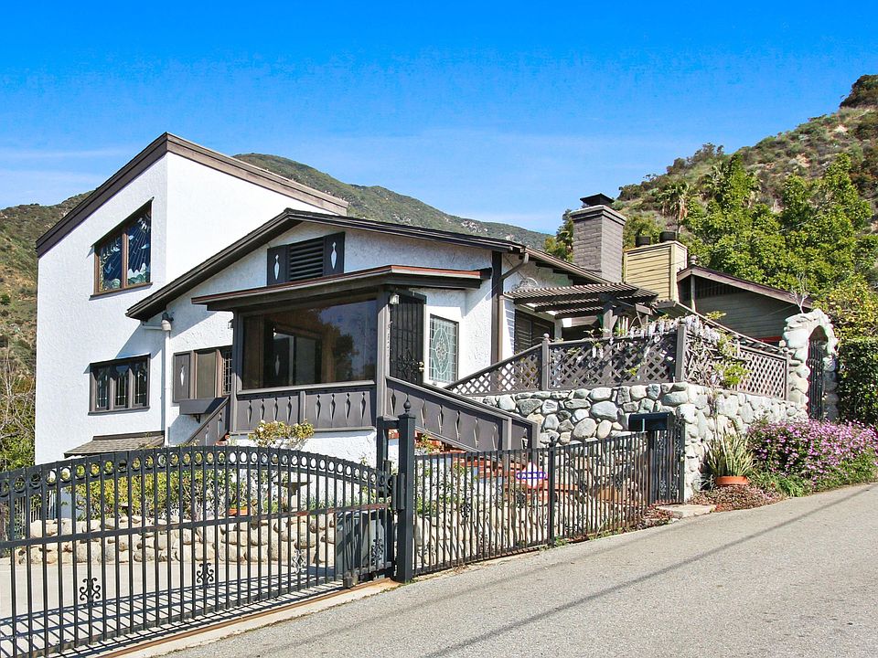1st image of 621 Alta Vista Dr