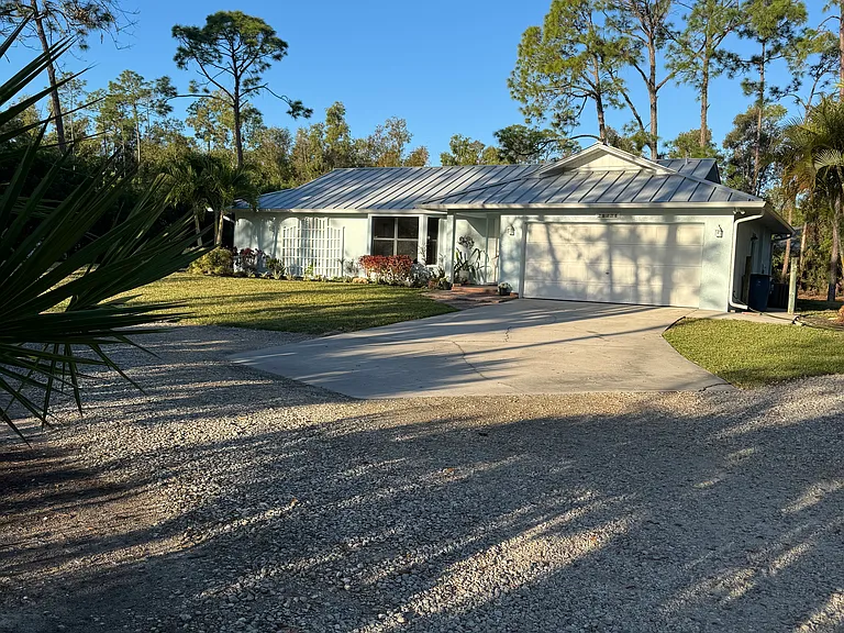 25334 Busy Bee Dr — Photo 2