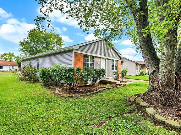 4th image of 1410 Brooke Dr