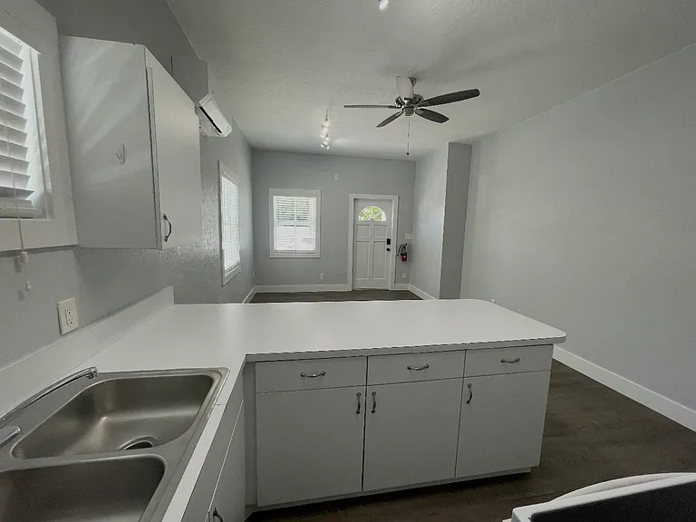 633 United St #1 — Photo 10