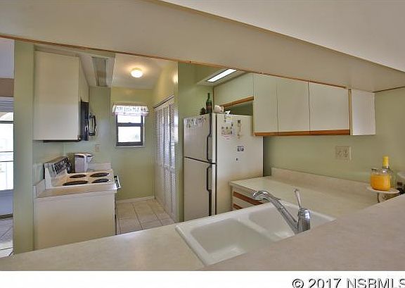 4th image of 466 Bouchelle Dr APT 301