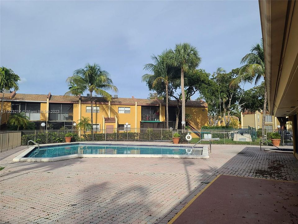 1st image of 4535 Treehouse Ln APT 7F