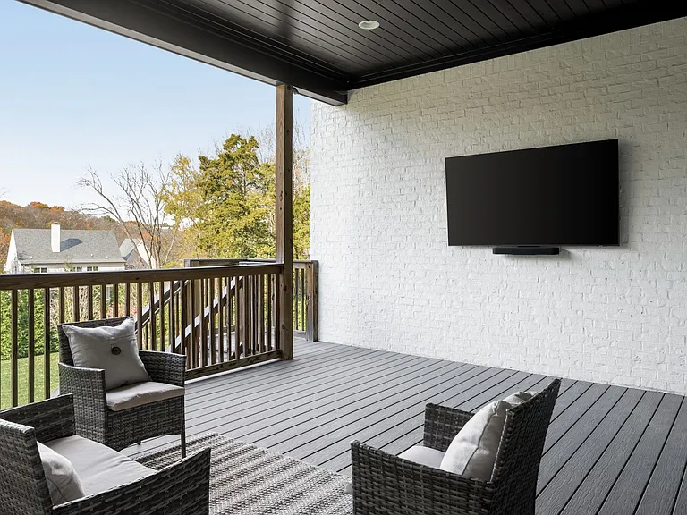 4613 Villa Green Dr — Photo 35