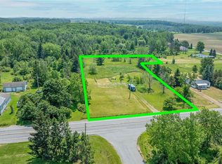 7230 Telephone Rd #11, Le Roy, NY 14482