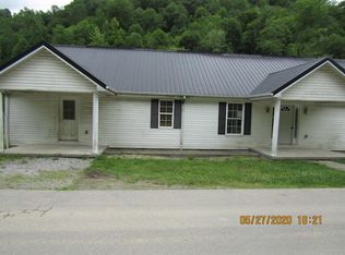 67 Sugar Hollow Dr, Hazard, KY 41701