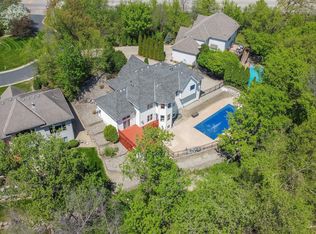 330 Wolf Pointe Trl, Long Lake, MN 55356