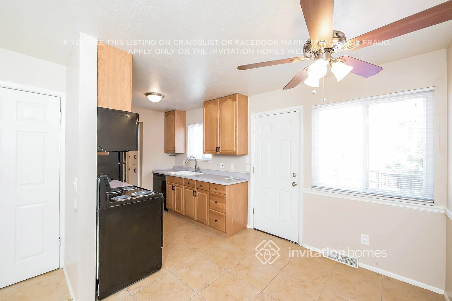 10744 Moore Cir Westminster, CO 80021 — Photo 4