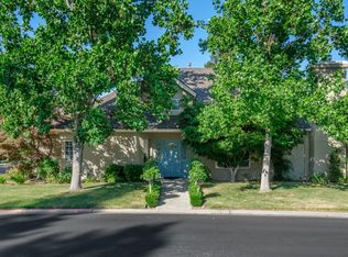 3019 W Brompton Ln, Fresno, CA
