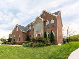 11416 Willow Branch Dr, Louisville, KY 40291