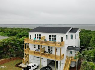4906 Emerald Dr E, Emerald Isle, NC 28594