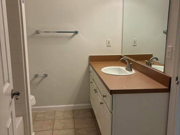 2044 Alta Meadows Ln #1807 — Photo 10