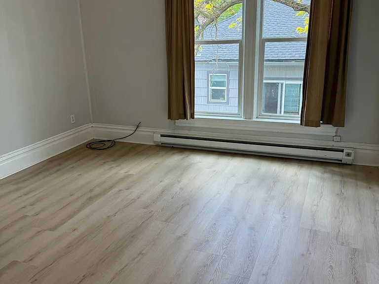 1819 W 1st Ave #3 — Photo 3