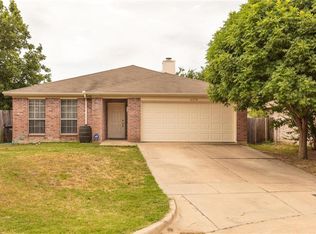 6370 Twilight Cir, Fort Worth, TX 76179