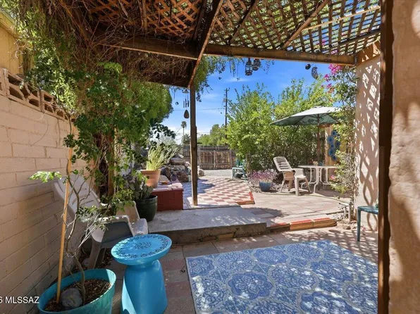2631 E Prince Rd, Tucson, AZ 85716