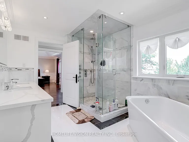 28 Moore Park Ave — Photo 37