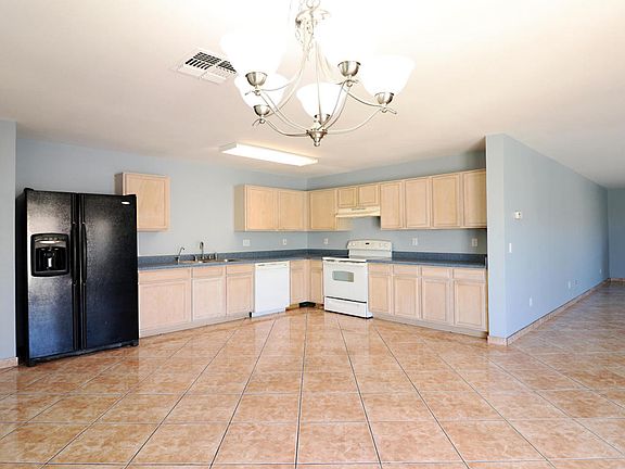 3rd image of 11501 W Corrine Dr