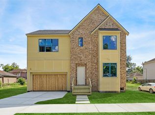 830 E 27th St, Houston, TX 77009