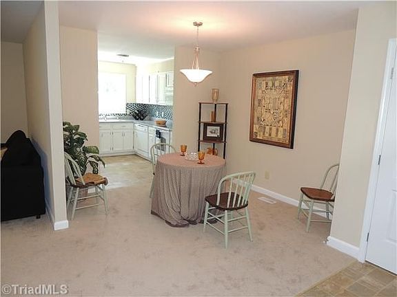 5th image of 2400 Lynnoak Dr