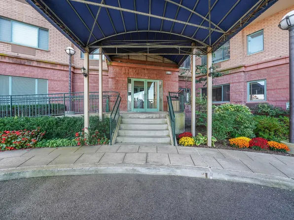 136 Beach 117th Street #6H, Rockaway Park, NY 11694