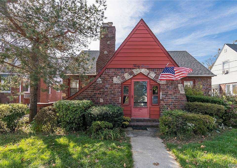 37 York Street, Malverne, NY 11565 Zillow