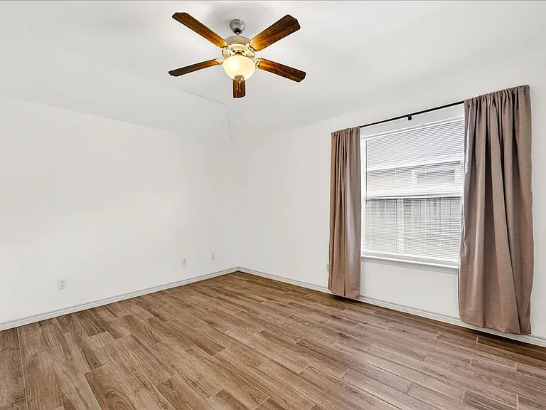 2314 Blue Star Dr — Photo 18