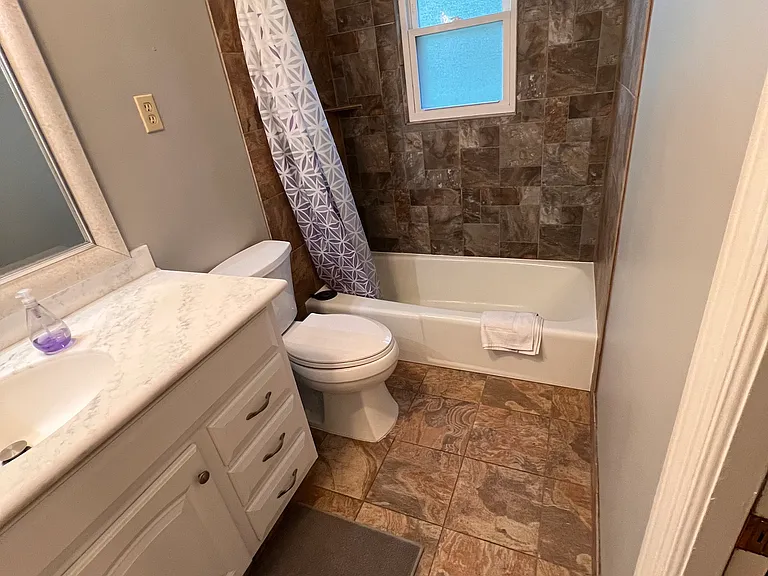 5001 Newhaven Ave — Photo 20