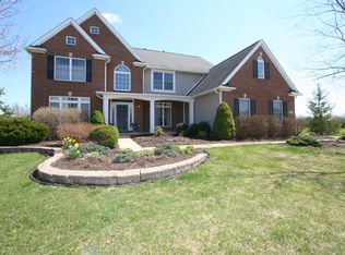 6227 Gyers Meadow Ln, Ann Arbor, MI 48108