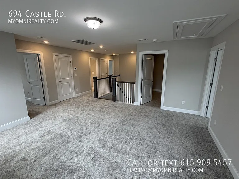 694 Castle Rd — Photo 16