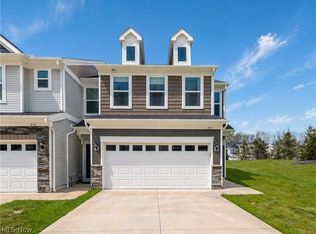 830 S Greenway Dr, Westlake, OH 44145