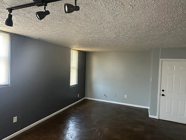 713 Wilkinson Blvd #1 — Photo 17