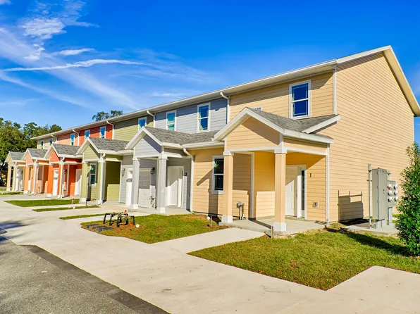 D Plan, Eagle Trace Townhomes