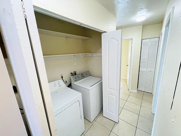 2708 Fern Palm Dr — Photo 12