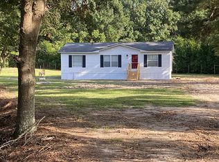 690 Old Moore Rd, Selma, NC 27576