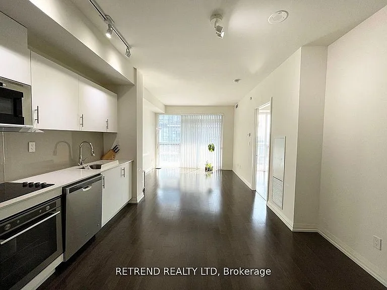 460 Adelaide St E #2109 — Photo 21