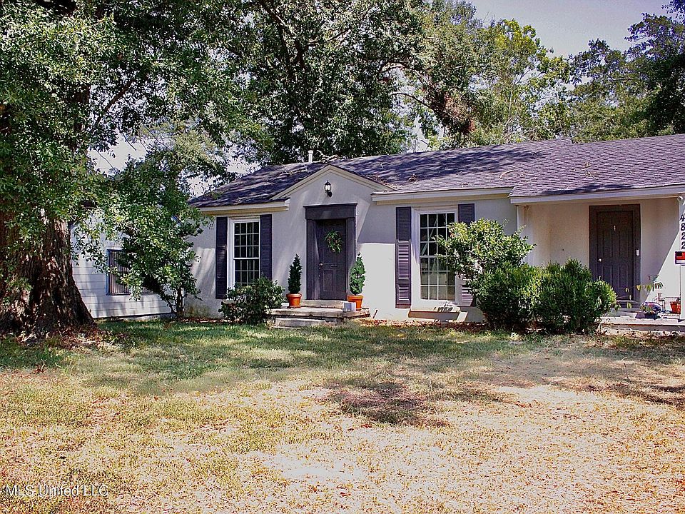 1st image of 4822 Maplewood Dr
