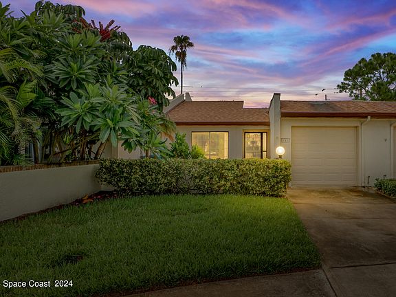 2nd image of 541 Summerset Ct